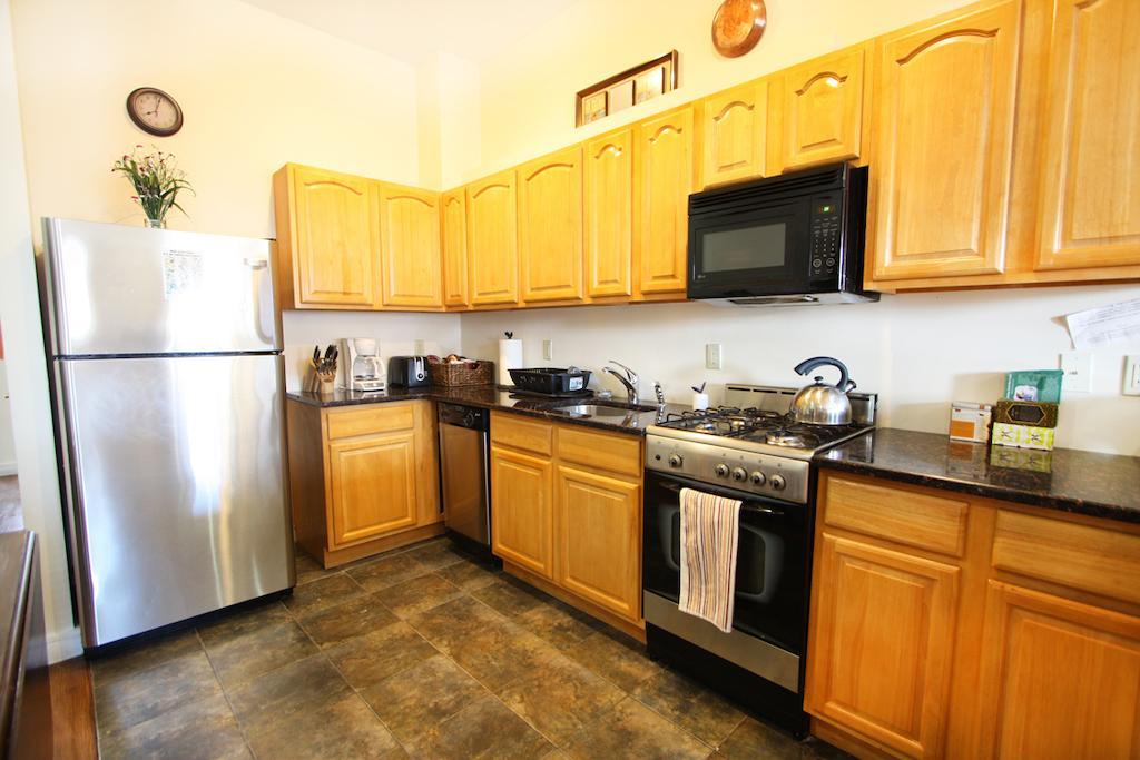 Luxury Living Suites New York Room photo