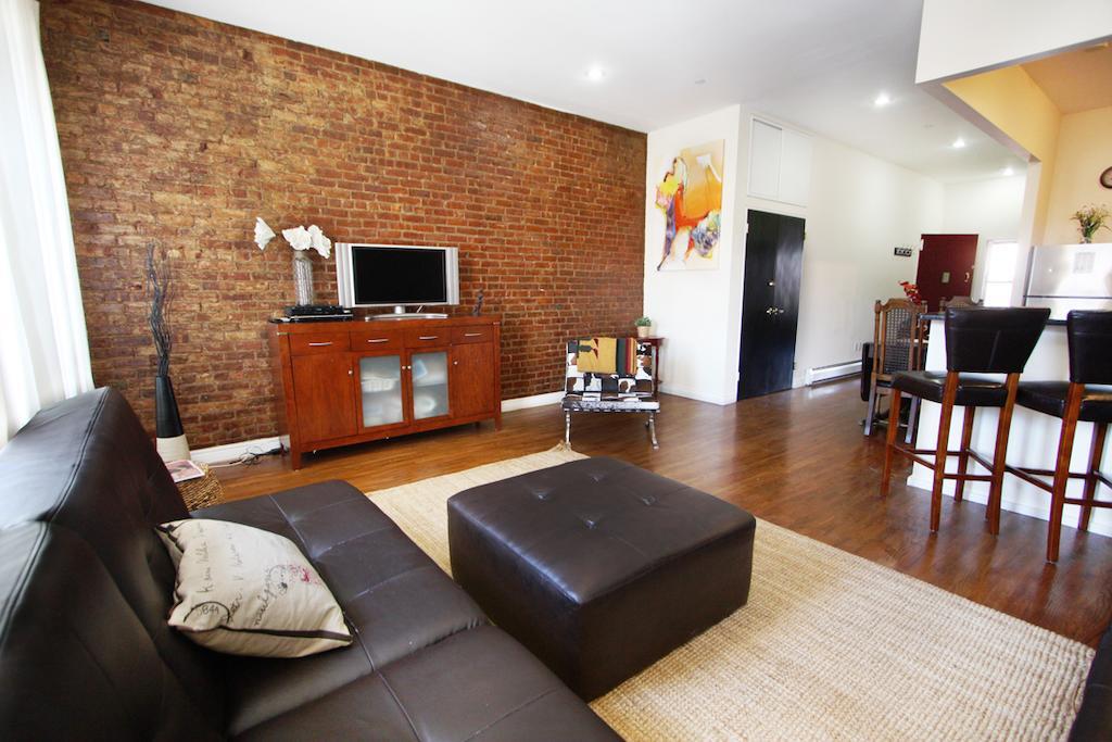 Luxury Living Suites New York Room photo