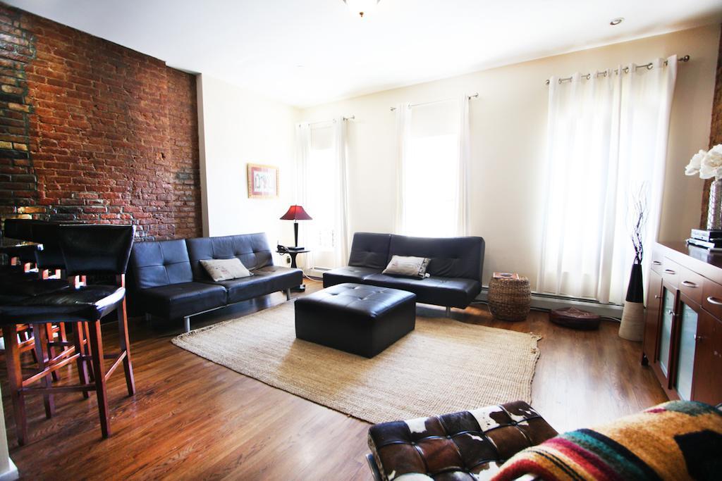 Luxury Living Suites New York Room photo