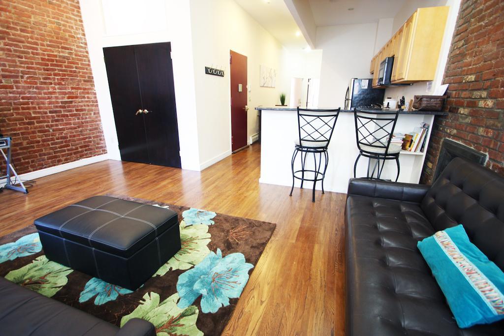 Luxury Living Suites New York Room photo